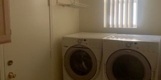 Peccole Ranch 4 Bedroom Home- LOCATION !!!! Gallery 10
