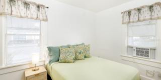 1043 7TH Avenue N Gallery 11