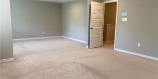 2413  Elkview Dr Gallery 7