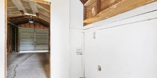 Charming 2 Bedroom Home with Office & Oversized Backyard in Schertz Gallery 21