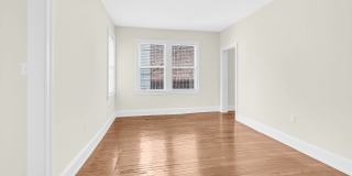 TCB/228 10th St Gallery 12