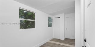 27 NE 60th Ter Gallery 12