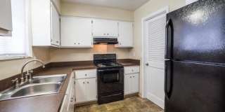 Monon Living Gallery 72