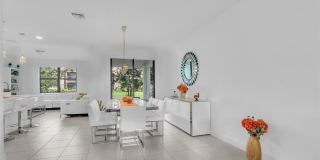 304 NW 36th Avenue Gallery 23