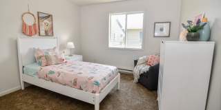 6th Ave W Grinnell Gallery 12