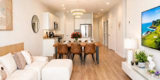 2112 Victory Wy Gallery 1