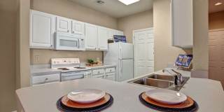 Lincoln Villas on Memorial Gallery 10