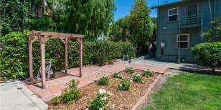 1639 Redcliff Gallery 23