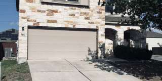 Open design in Northeast Crossing on large CORNER LOT! 3 bedrooms + study/2.5 baths/game room/2-car garage Gallery 1