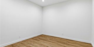 5440 Alcove Gallery 24