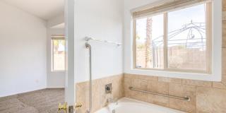 9162 N TREASURE MOUNTAIN Drive Gallery 14