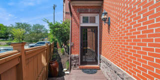 50 N BENTZ Street Gallery 47