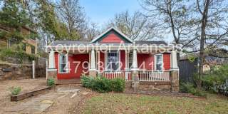 Timeless Charm Meets Modern Comfort: Cozy 2-Bed Home with Sunroom & Fire Pit! Gallery 1
