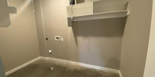 410 S Market Gallery 10
