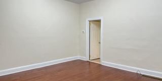 2528 POPLAR Street Gallery 14
