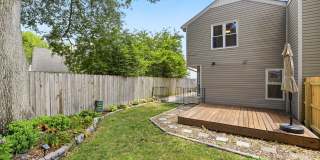 Beautifully maintained 3 bedroom, 2.5 bathroom home for rent in the heart of central Virginia Beach! Gallery 36