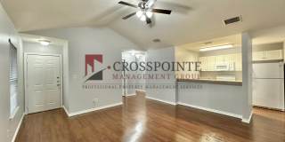 3 Bedroom 2 Bath Duplex at Mansion Creek in Tyler! 1/2 off first full months rent Gallery 4