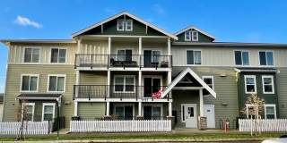 Spacious 3 & 4 Bedroom Apartments Near WWU + Downtown Gallery 26