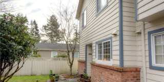 3 bed 1.5 bath townhome in the prime location of Bothell!! Gallery 5