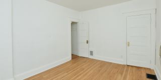 390 Clinton Street Gallery 25