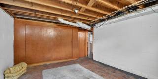 5428 E 10th Street Gallery 27