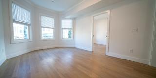 37 Calumet St. Gallery 5