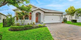 2770 NE Breezeway Circle Gallery 1