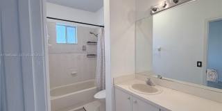5747 Isles Cir Gallery 17