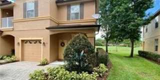 SUPER LOCATION FOR THIS 2 story 3 bdrm TOWNHOUSE!! Gallery 1