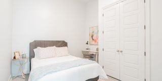 404 E Martial Avenue Gallery 24