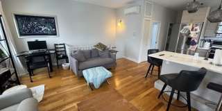 9  Harding St Gallery 12