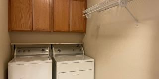 Very Nice 3 Bedroom 2.5 Bathroom  ***2021 Sq. Ft Living Space***Located in Central Point with a Large Bonus Room Gallery 18