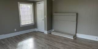 414 East Washington Avenue Gallery 27