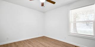 Pet Friendly Three Bedroom! Gallery 9