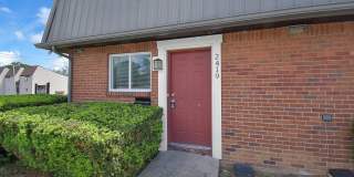 2 Bedroom Townhouse Apartment Gallery 56