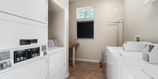 Columns on Wetherington Apartments Gallery 28