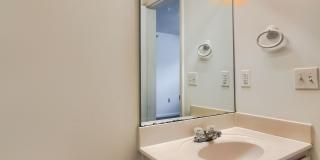 3 Bedroom condo in Raleigh Gallery 24