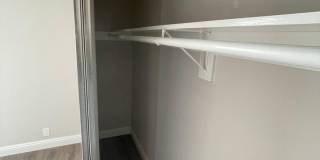 Glen Aire Glen Aire Gallery 33