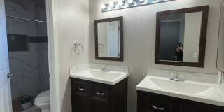 Spacious 3 Bedroom, 2.5 Bath 2 Car Garage Gallery 13