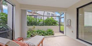 811 Oak Harbour Drive Gallery 3