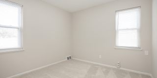 26351 Farringdon Ave Gallery 16