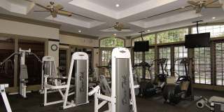 Resort-Style High View Townhome with 2-Car Garage, Private Office & Walkable Hunt Valley Location Gallery 46