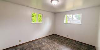2bd/1.75ba Lynnwood Home Gallery 12
