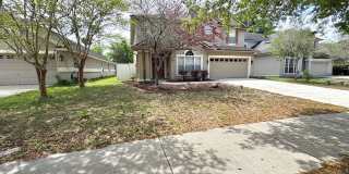 Spacious Two-Story Home with Hot Tub, Pool Table & Fenced Yard in Panther Creek Gallery 3