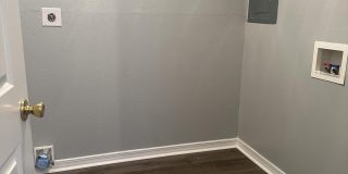 1206 Beach Avenue Gallery 10
