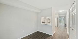 Beacon Pointe Apartments & Townhomes Gallery 15