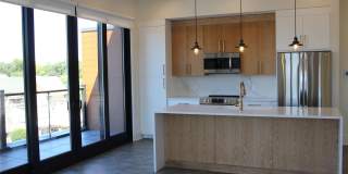 331 E Main Gallery 3