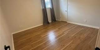 213 W ESPLANADE Avenue Gallery 13