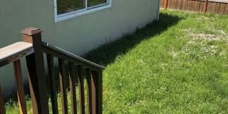 Cute 2 bedroom with garage Gallery 7