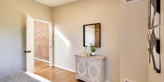 1238 LINDEN Place NE Gallery 20